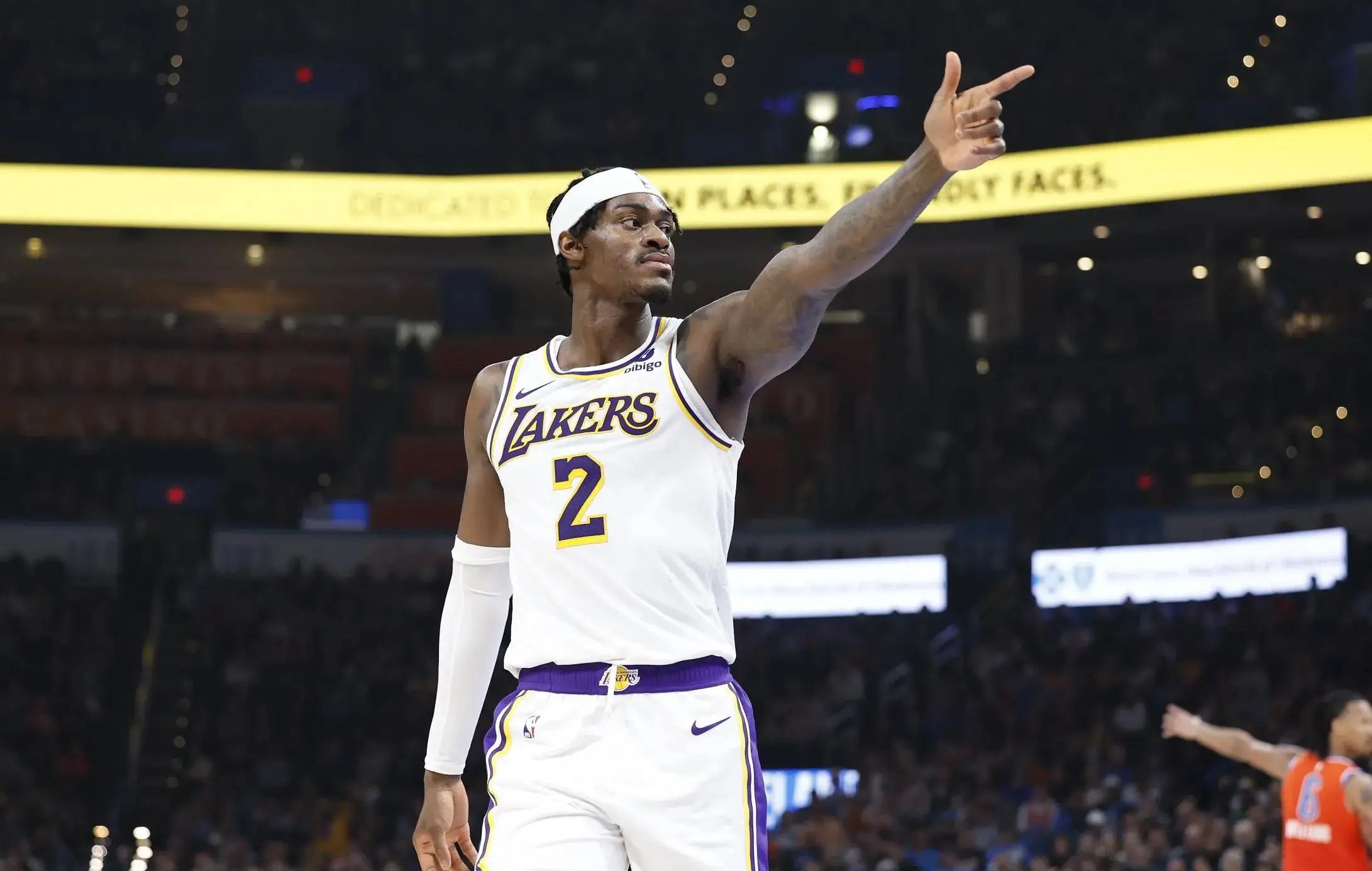 蜂鸟电竞互动-里程碑夜！洛杉矶湖人复出首秀，NBA总决赛赛前刷纪录，压力陡增，训练强度明显提升的简单介绍-蜂鸟电竞互动